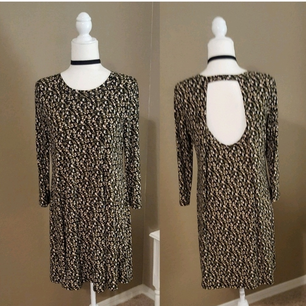 Bcbgeneration - Keyhole Back Floral Dress